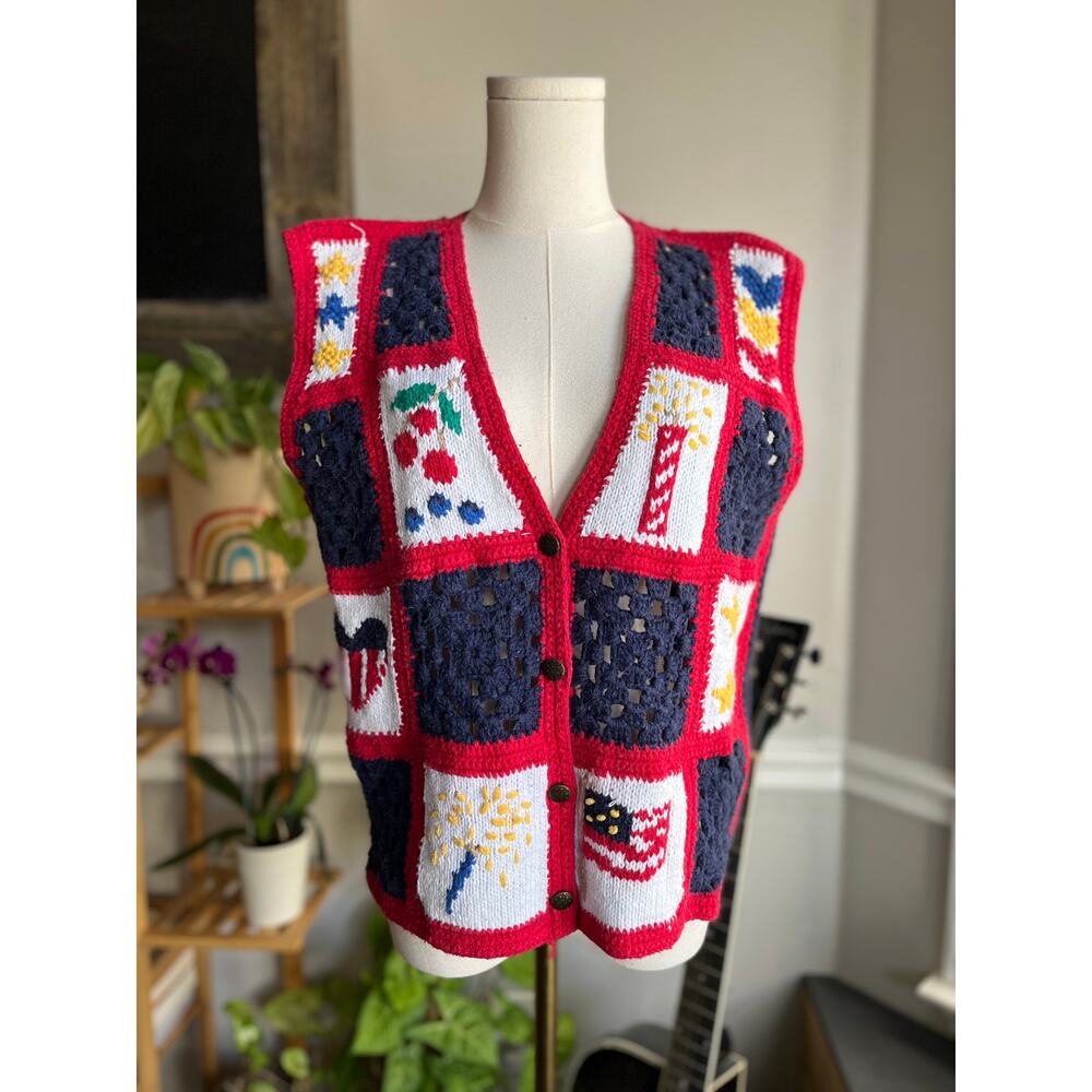 Vintage 90s Sweater Vest  Red White Blue Fourth of July Fireworks Size Large